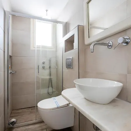 Kalomira Apartment